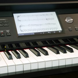 Digitalpianos von Yamaha, Roland und anderen